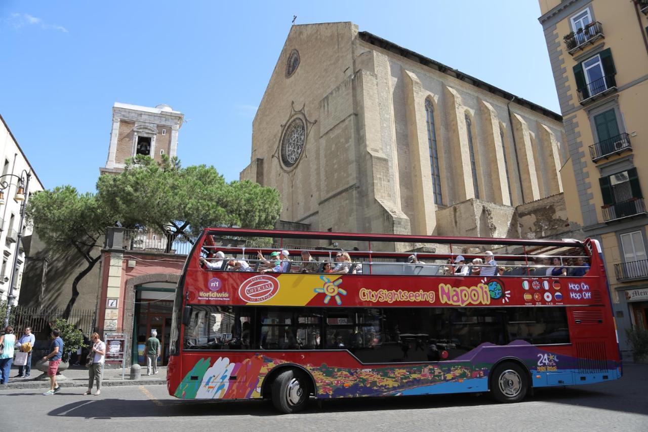 Palazzo Carafa Della Spina - Maison De Charme Napels Buitenkant foto